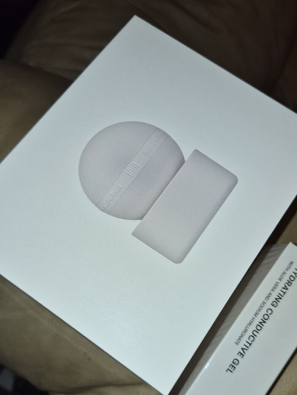 Inia Sphere New In Box - Picture 8 of 15